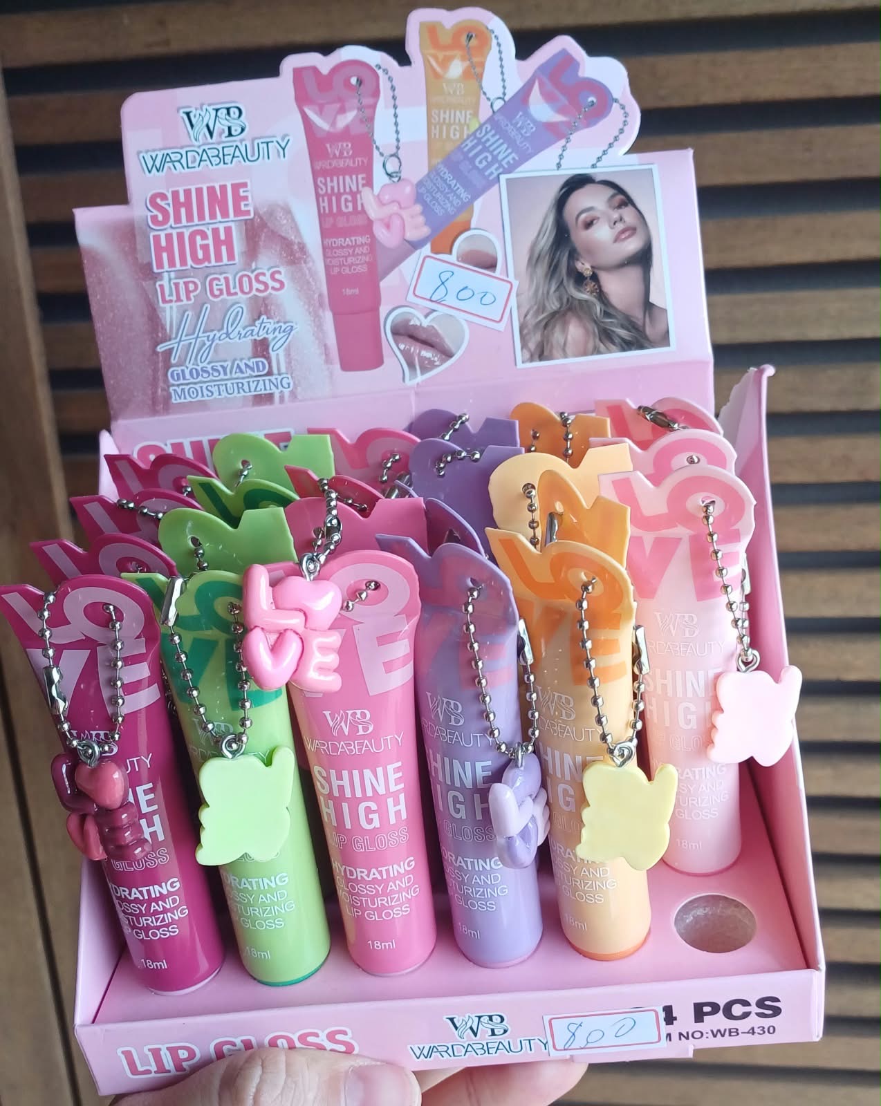 Gloss Love