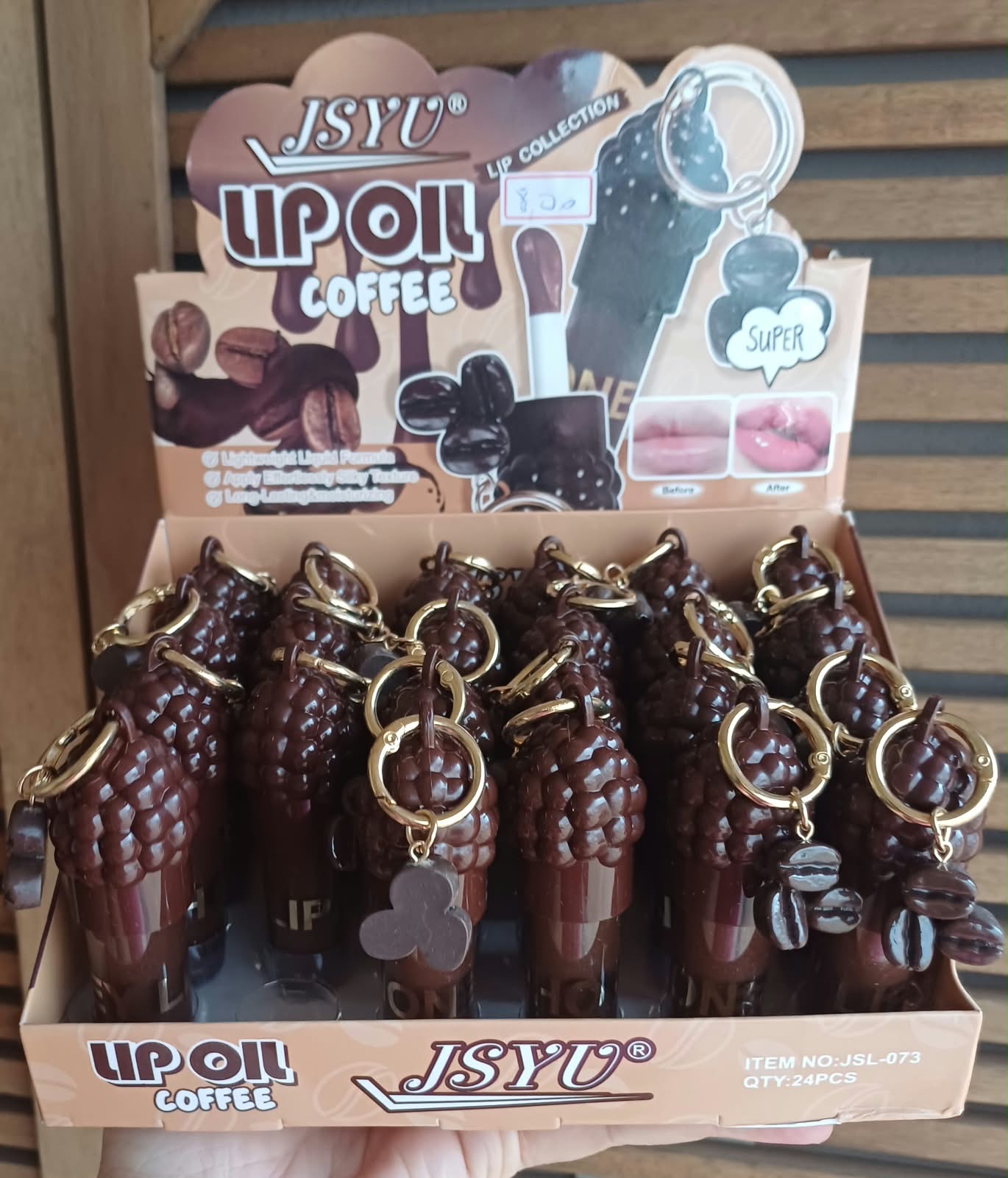 Lip Oil Coffe com chaveiro
